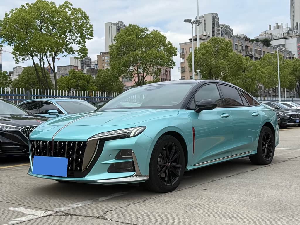Hongqi H6