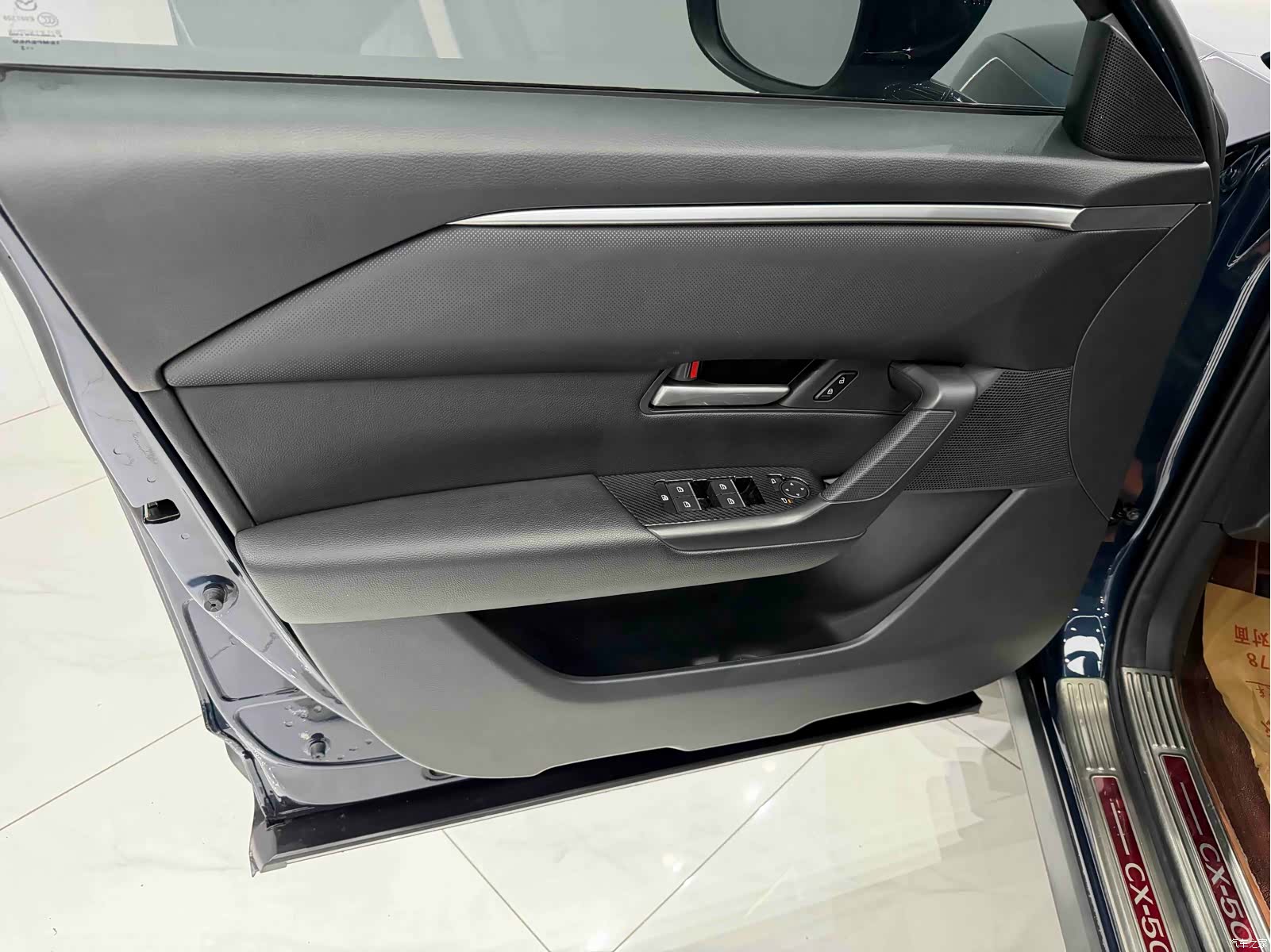 Mazda CX-50, 2024 все фото