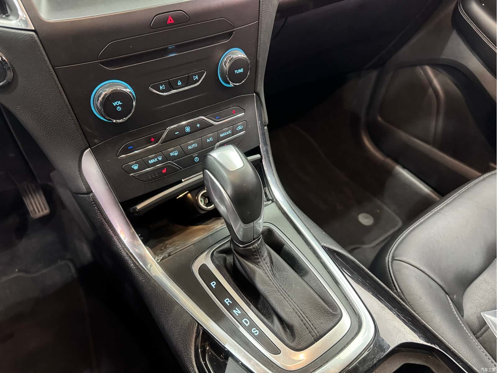 Ford Edge, 2017 17