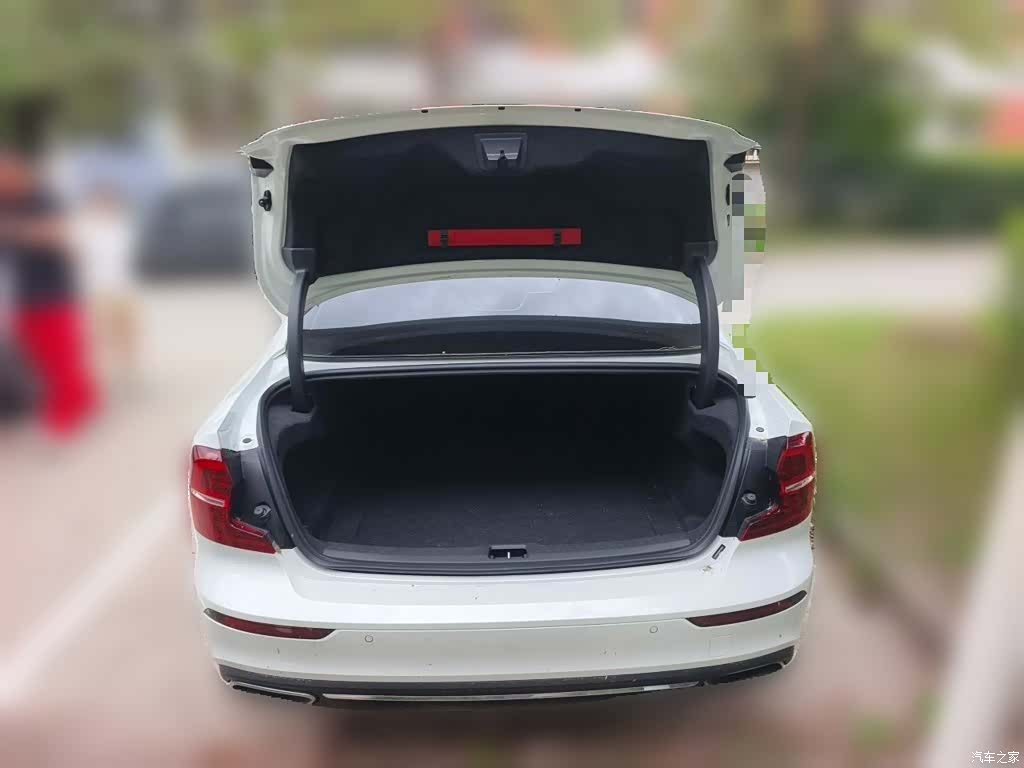 Volvo S60, 2020 15
