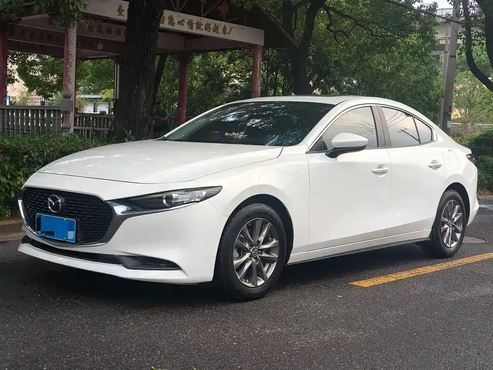 Mazda 3 Angkesaila