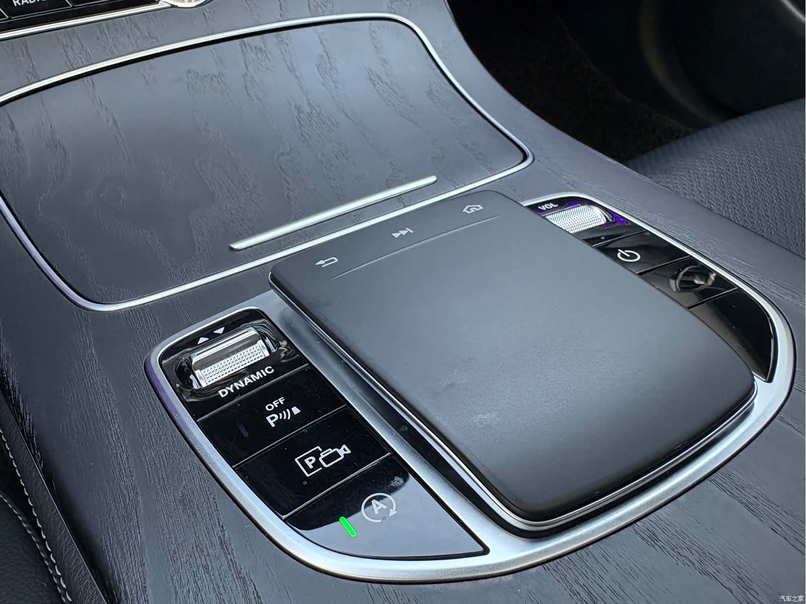Mercedes-Benz E-Class, 2020 18