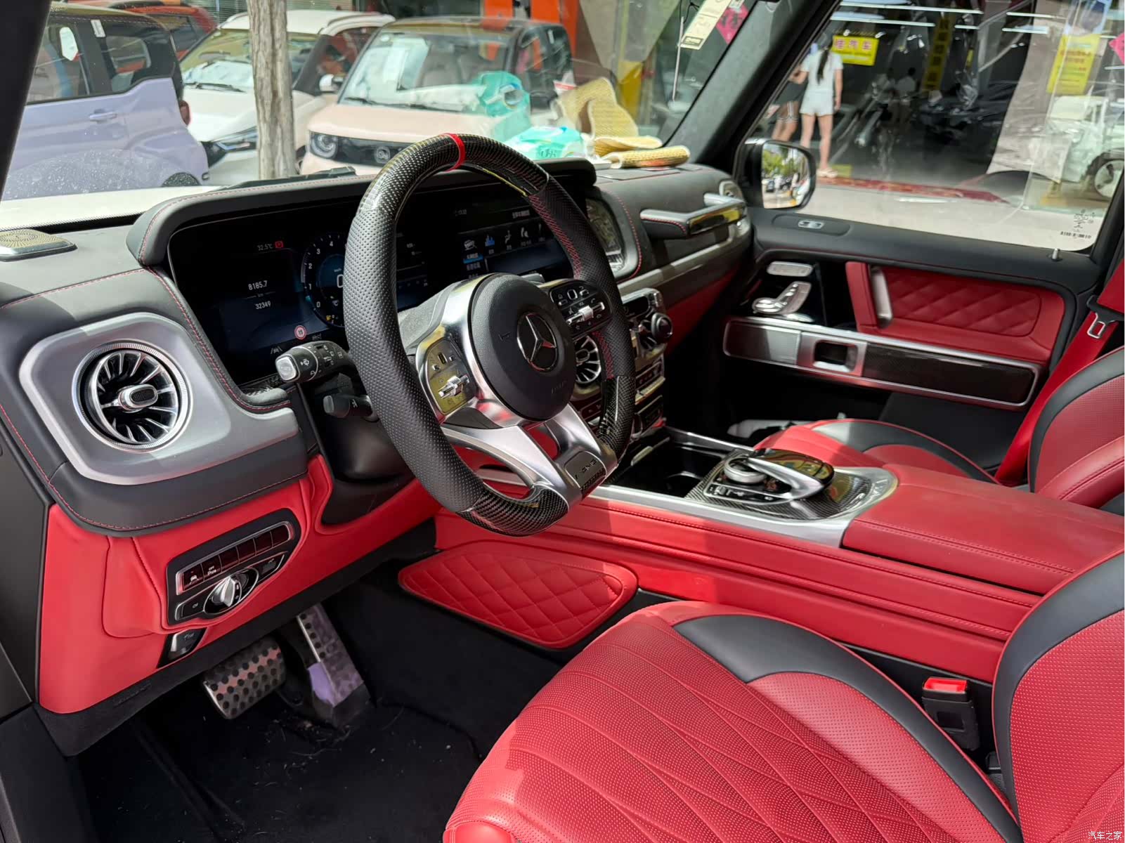 Mercedes-Benz G-Class, 2023 8