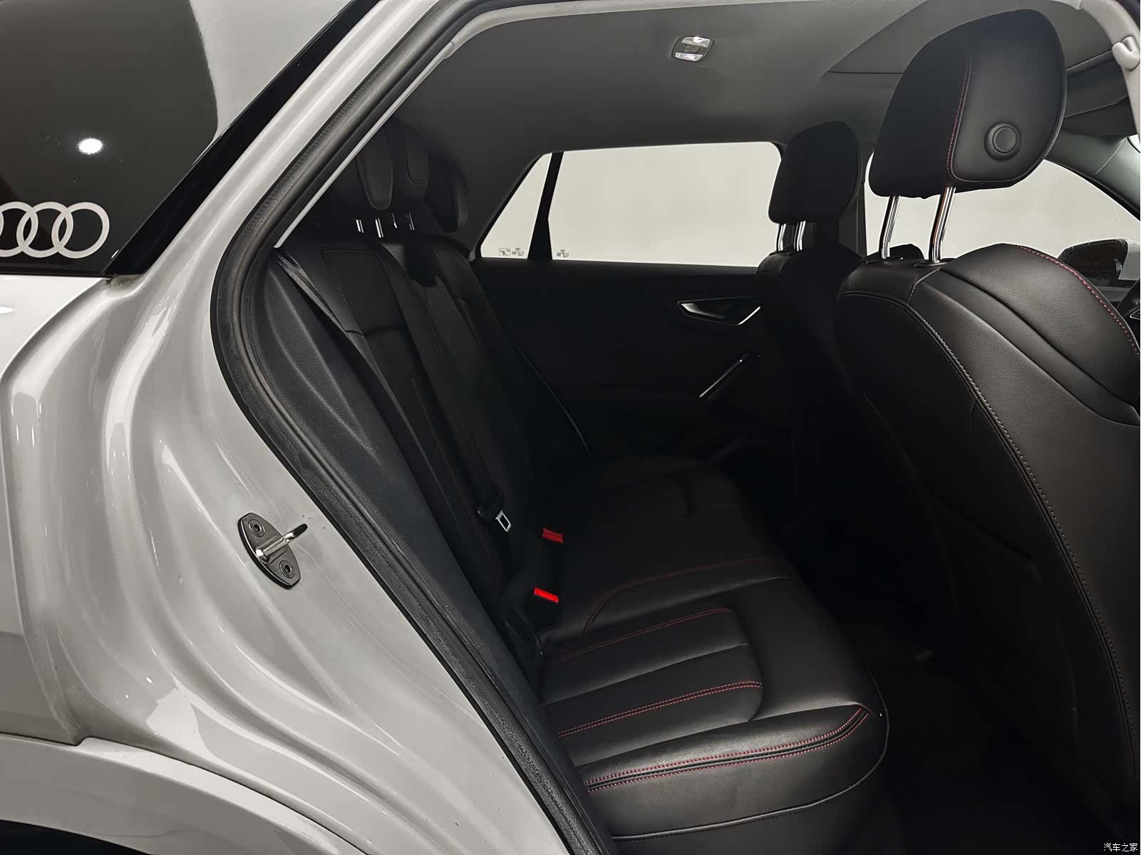 Audi Q2L, 2022 22