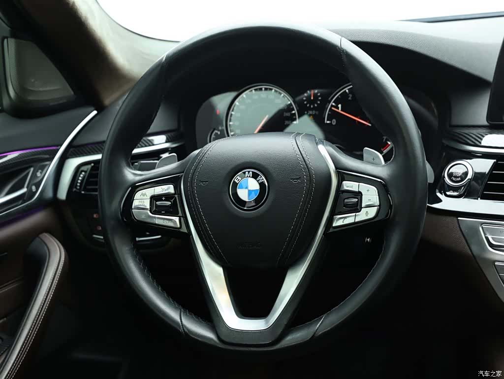 BMW 5 Series, 2017 16