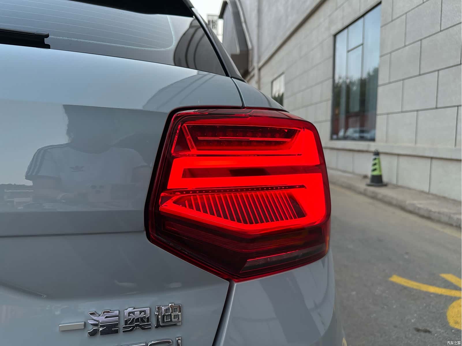 Audi Q2L, 2023 6
