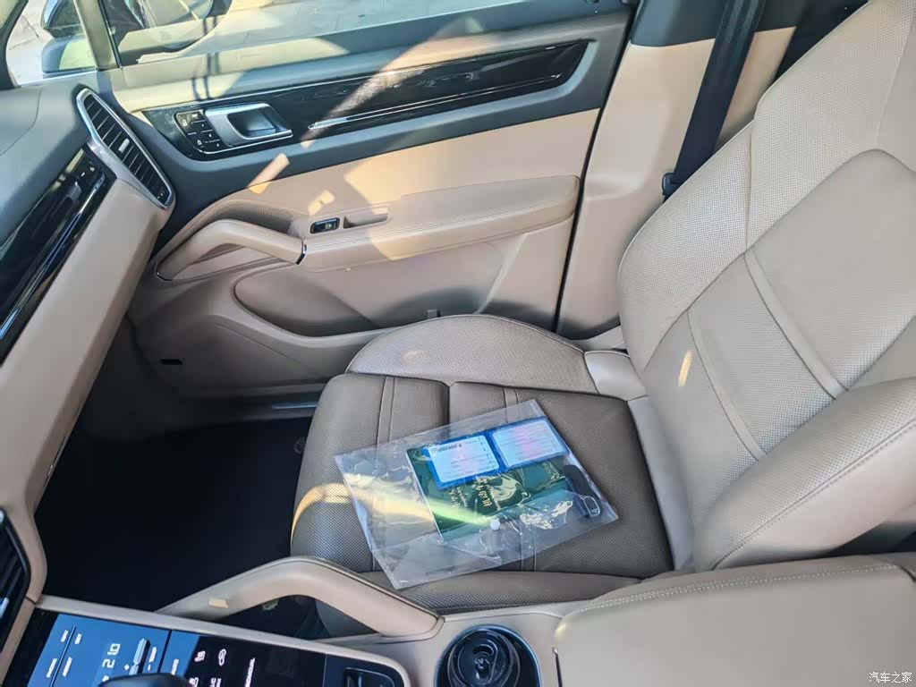 Porsche Cayenne, 2021 9