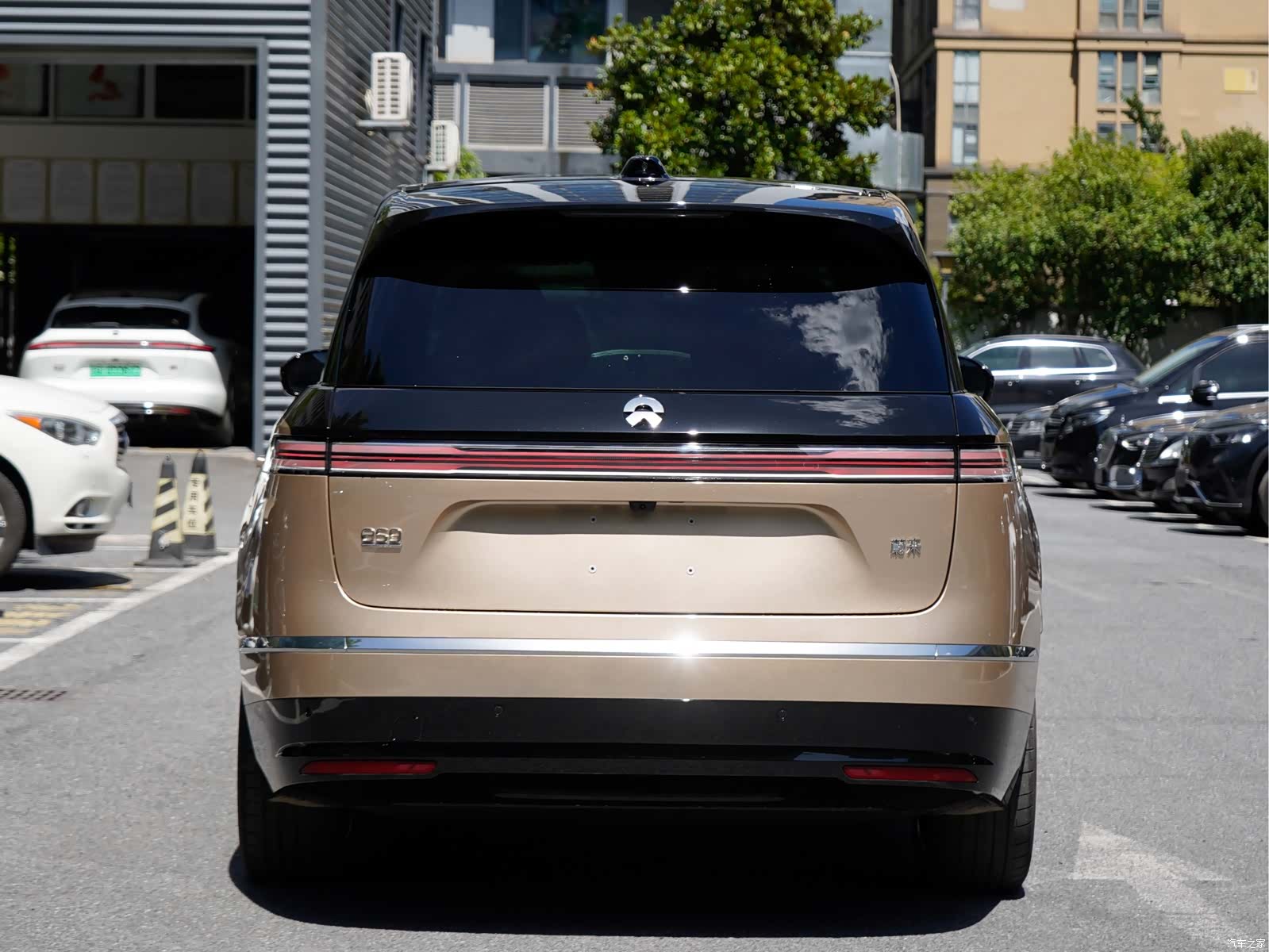 NIO ES9, 2026 все фото