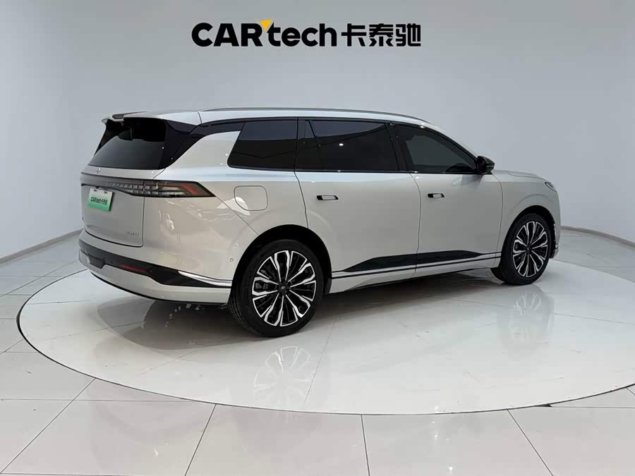 Dongfeng eπ008 2025, фото 11