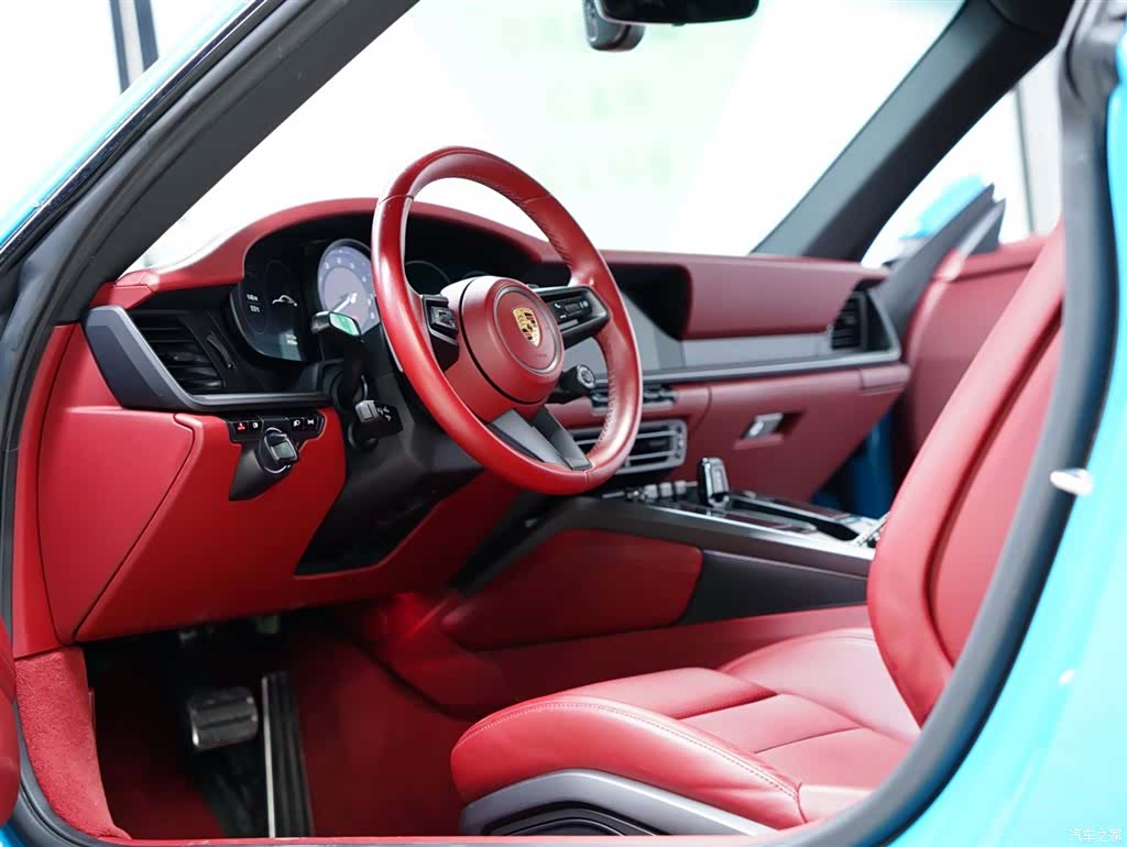 Porsche 911, 2020 26