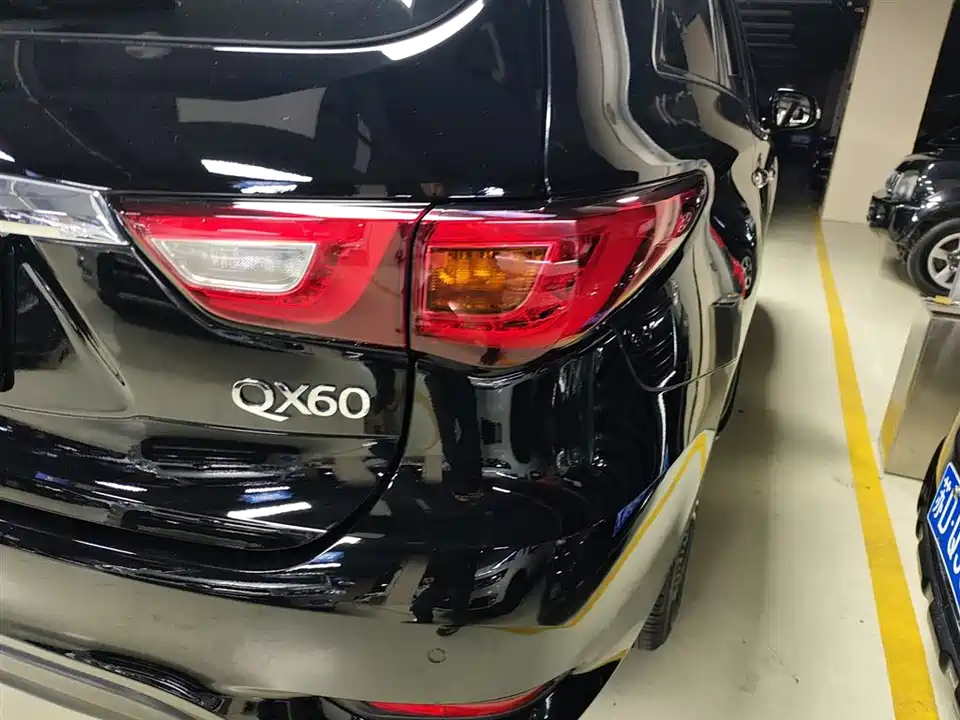 Infiniti QX60