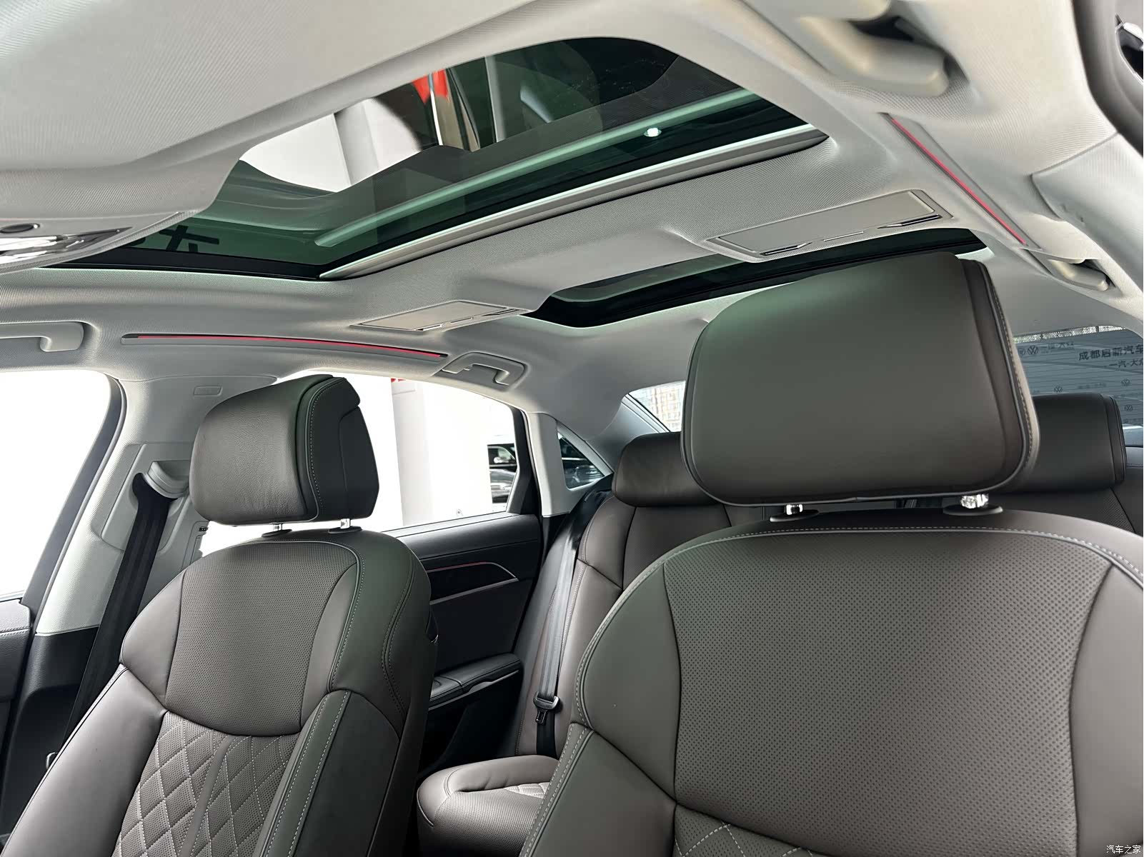 Audi A8L, 2026 14