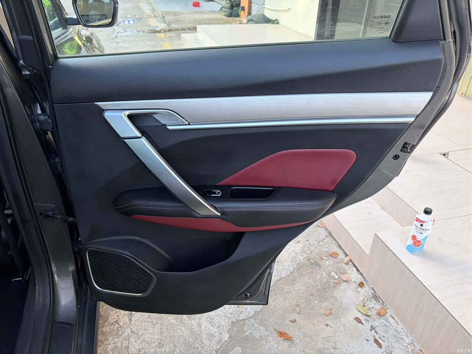 Geely Coolray, 2022 18