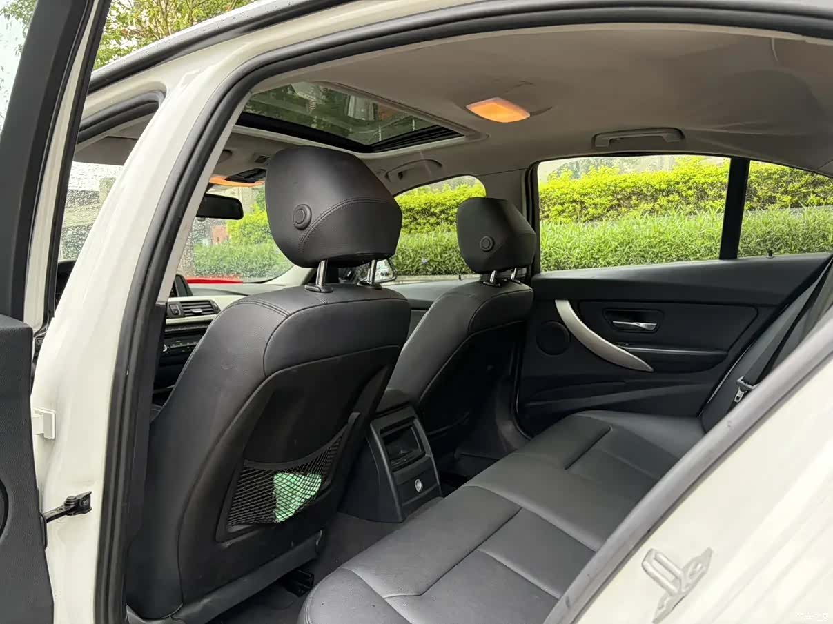 BMW 3 Series, 2014 14