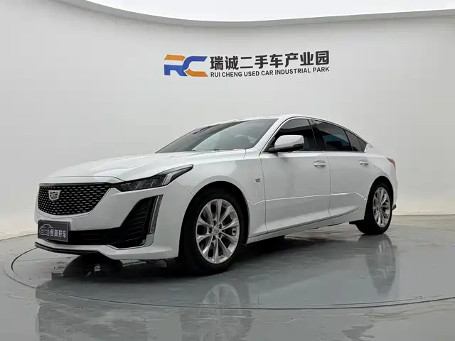 Cadillac CT5 2023 — купить из Китая под заказ
