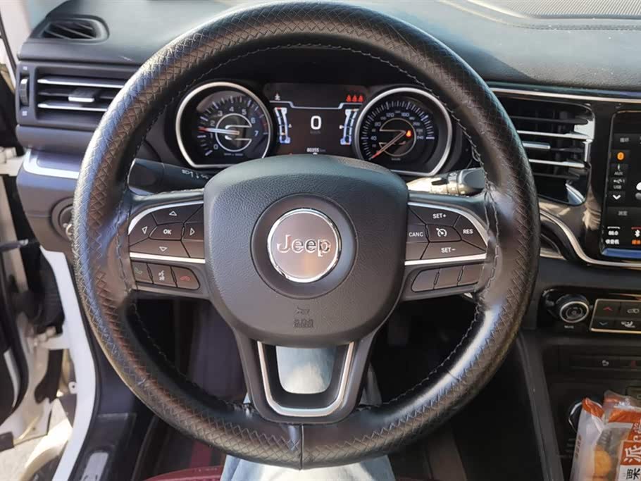 Jeep Grand Commander