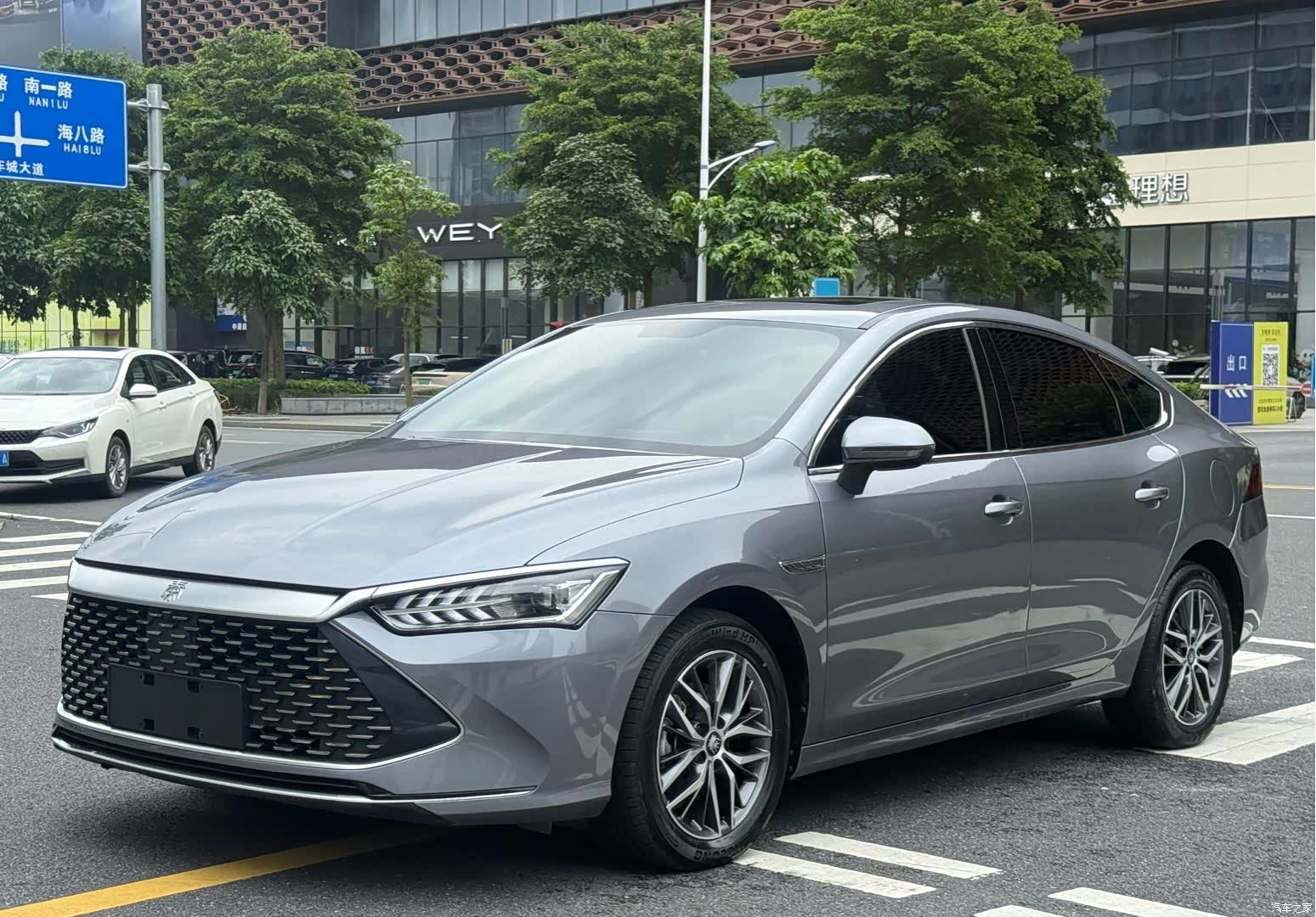 BYD Qin, 2023 1