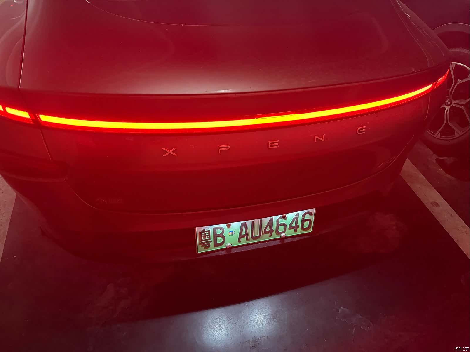 Xpeng P7, 2022 все фото
