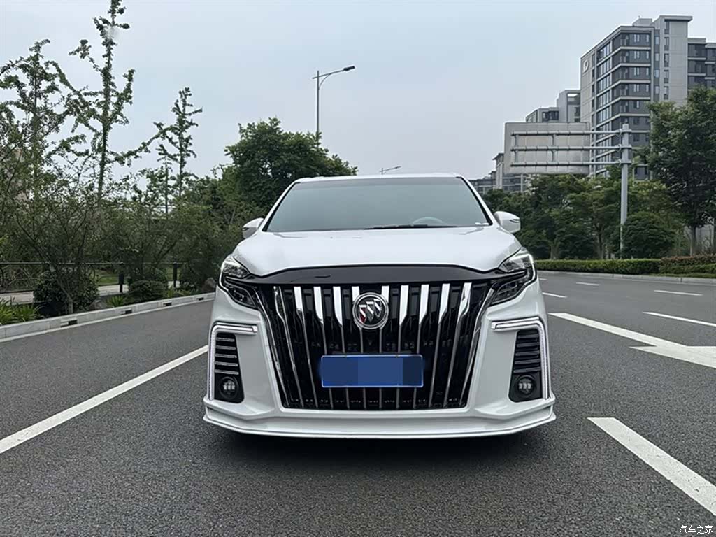 Buick GL8, 2022 2