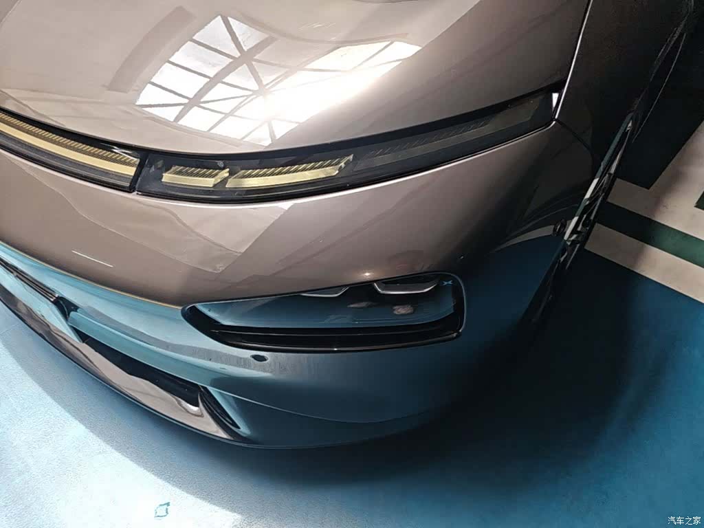 Xpeng P7, 2021 24