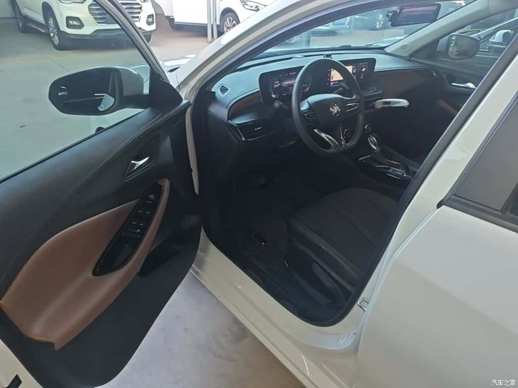 Buick Verano, 2022 16