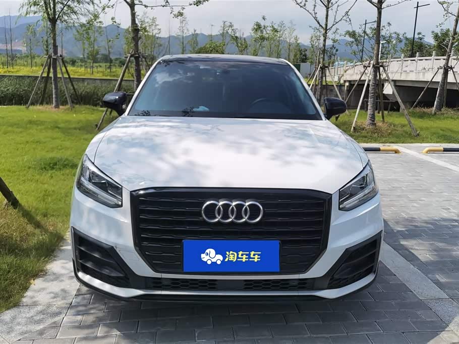 Audi Q2L