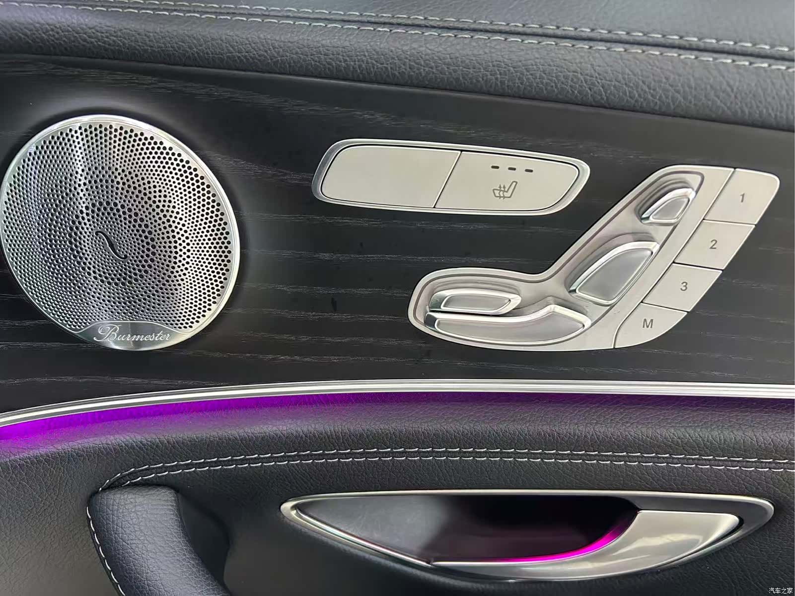Mercedes-Benz E-Class, 2019 12