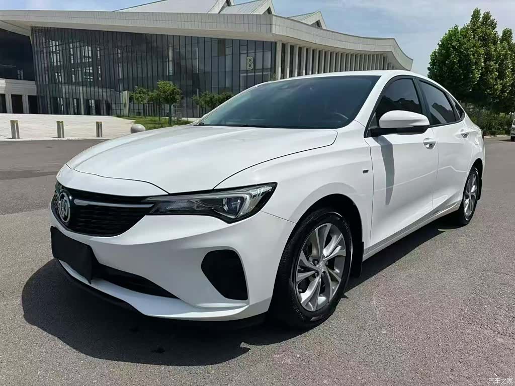Buick Verano, 2022 2