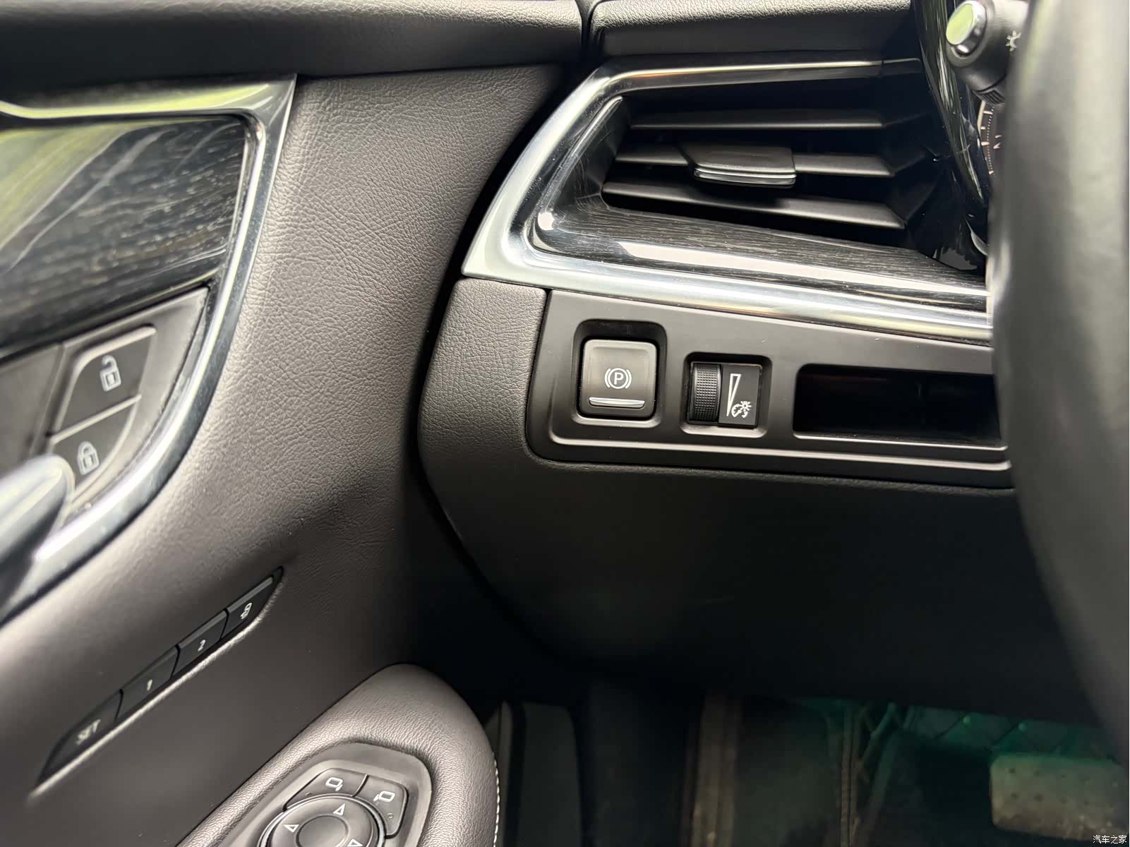 Cadillac XT5, 2021 15
