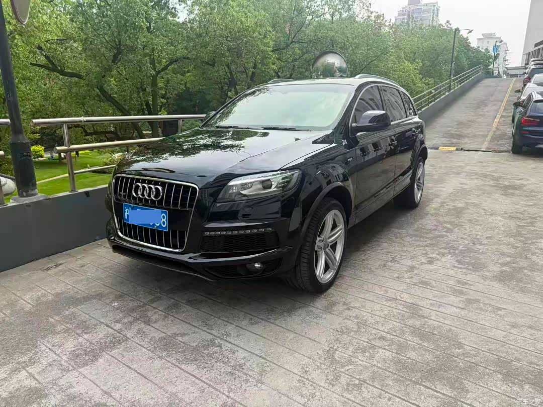 Audi Q7, 2011 2