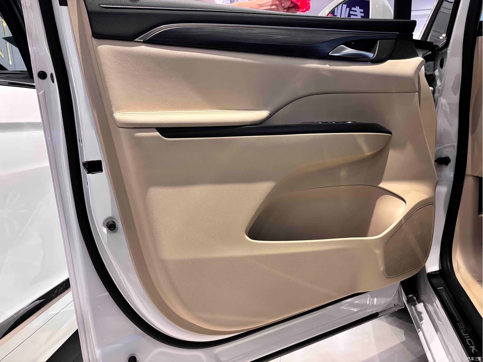 Buick GL8, 2022 21