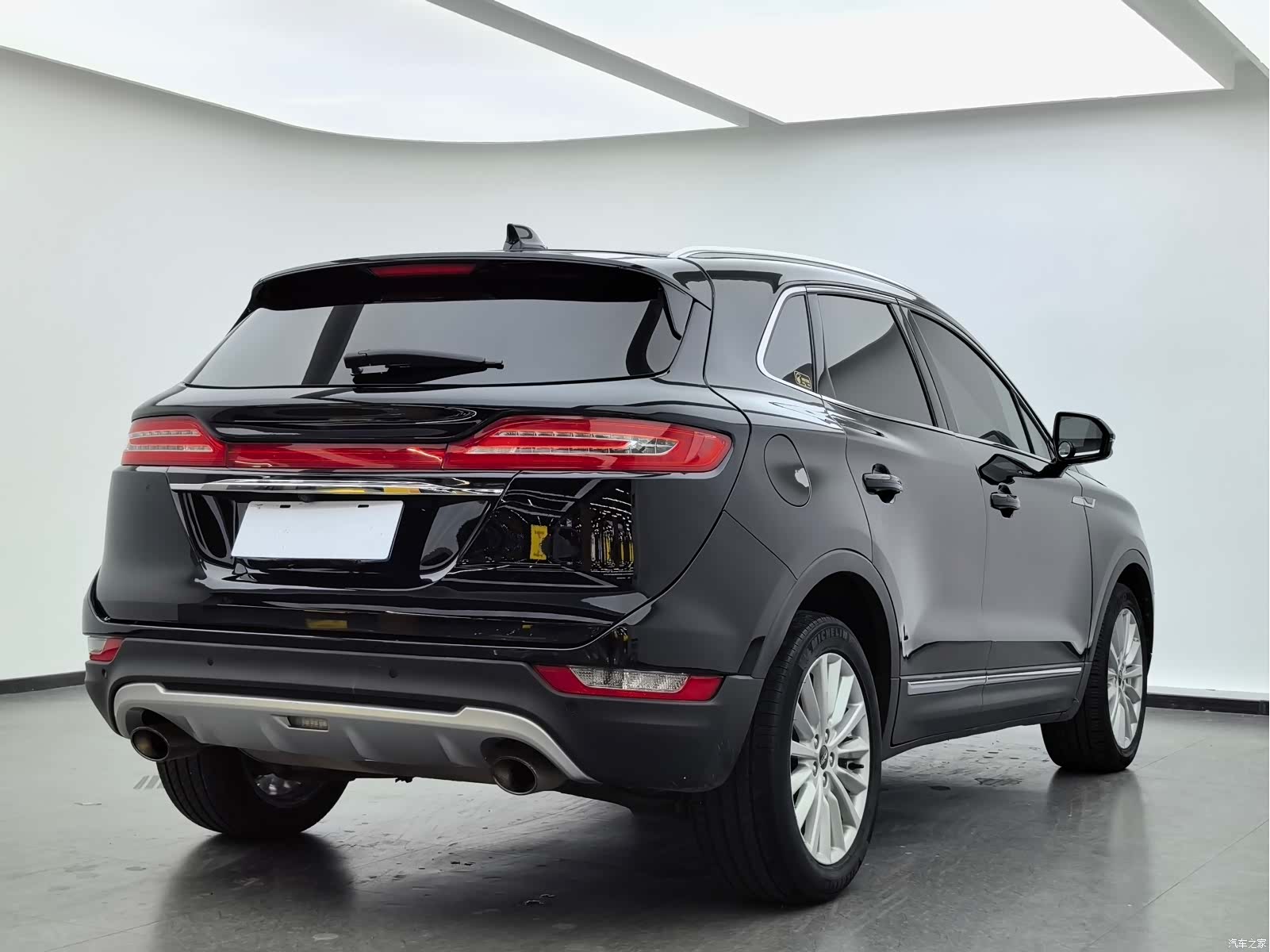 Lincoln MKC, 2019 6