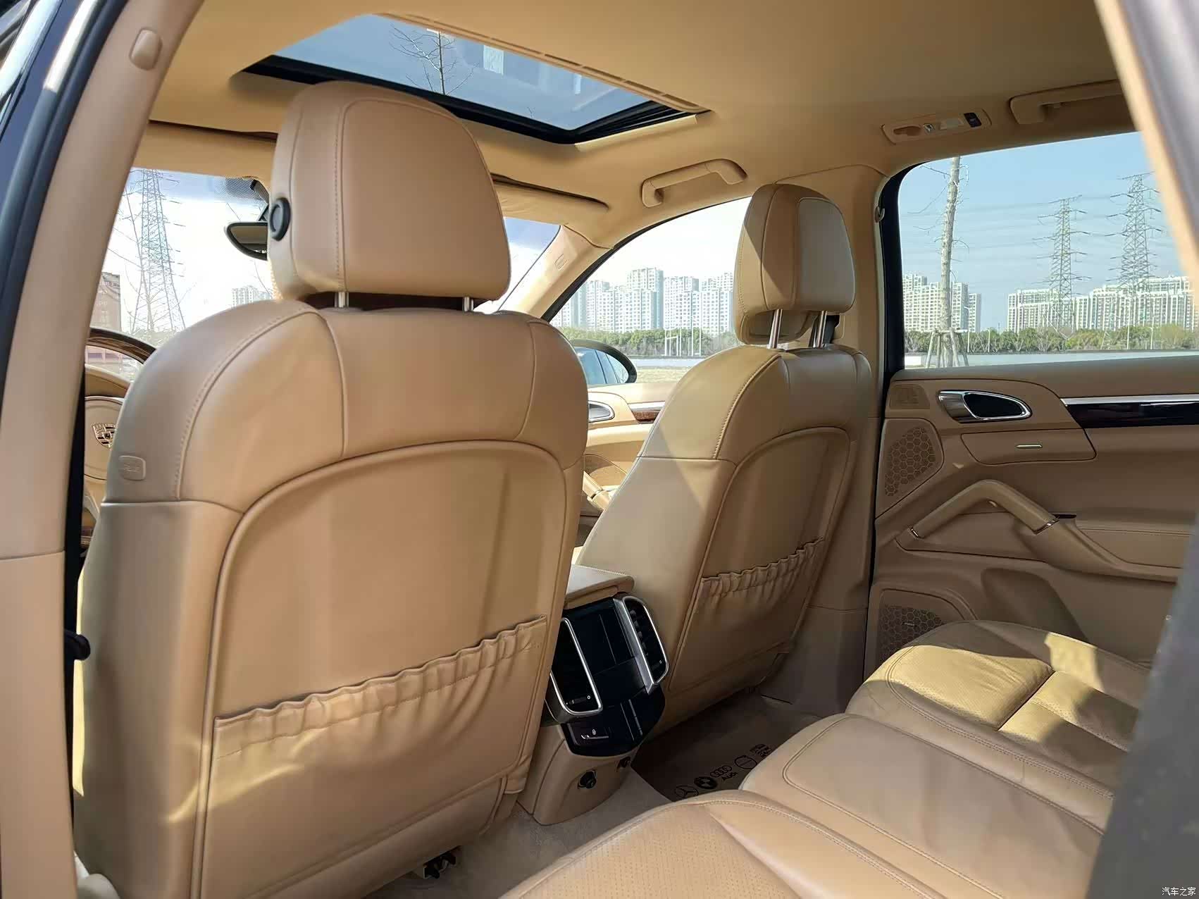Porsche Cayenne, 2012 8