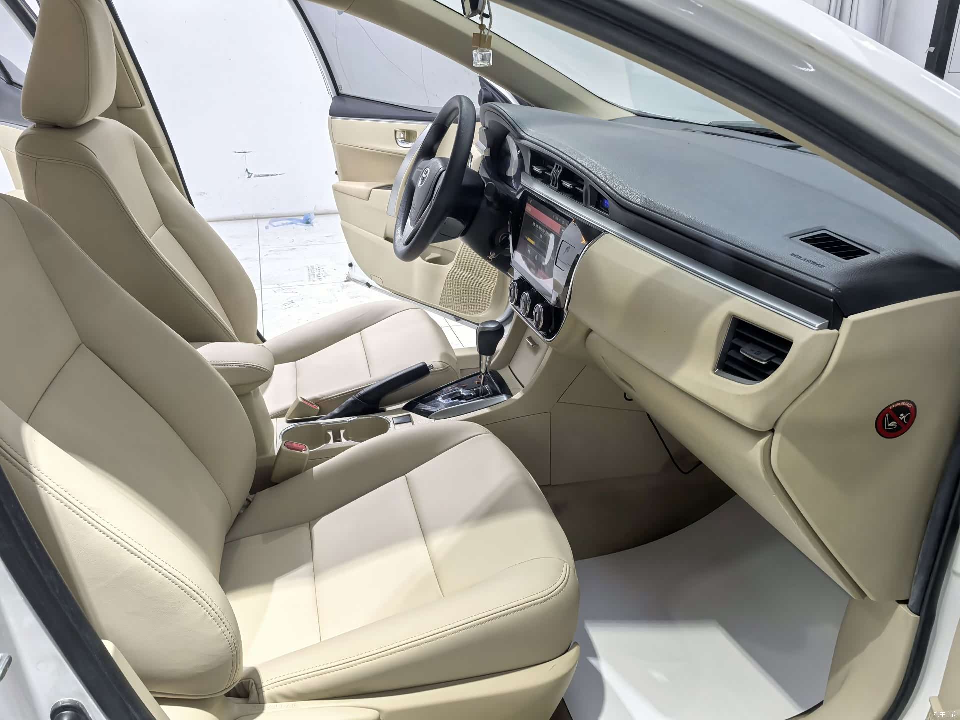 Toyota Corolla, 2016 6