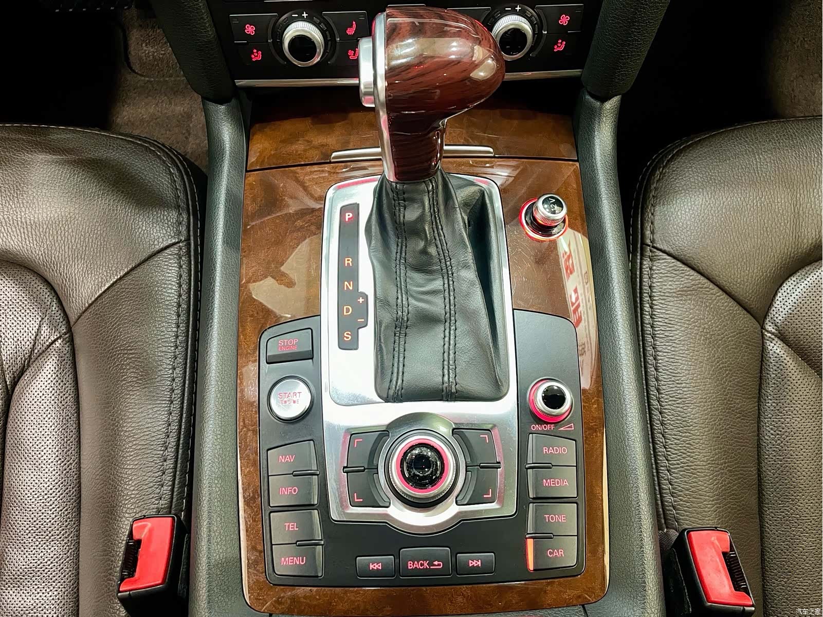 Audi Q7, 2013 18