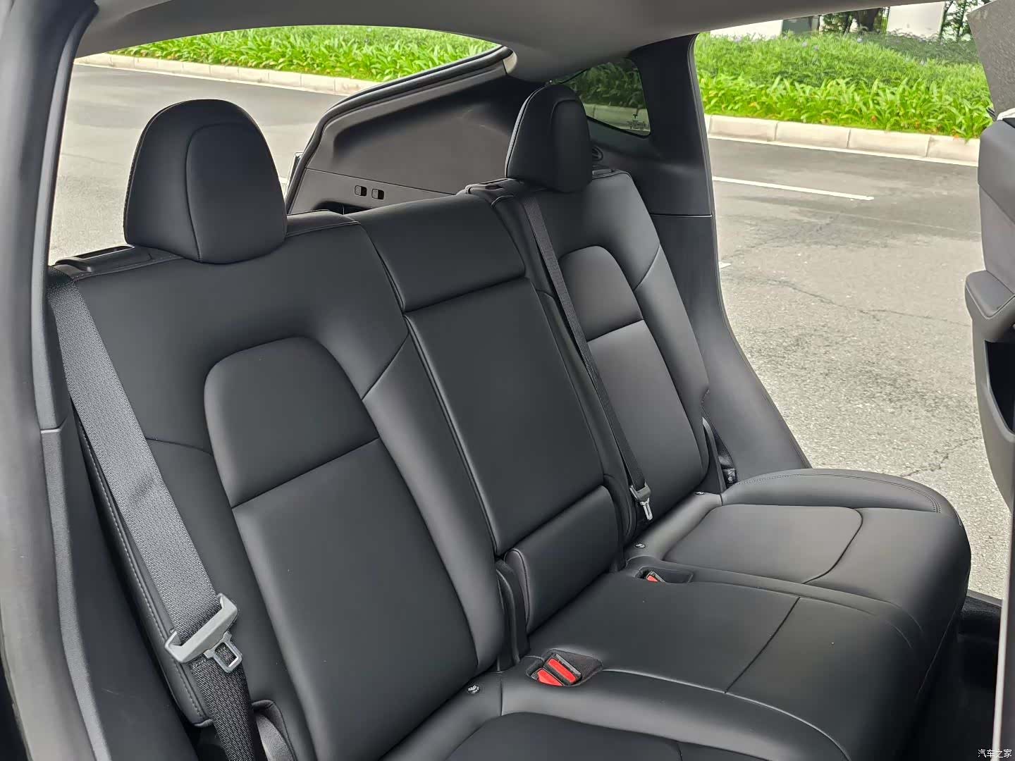 Tesla Model Y, 2021 9
