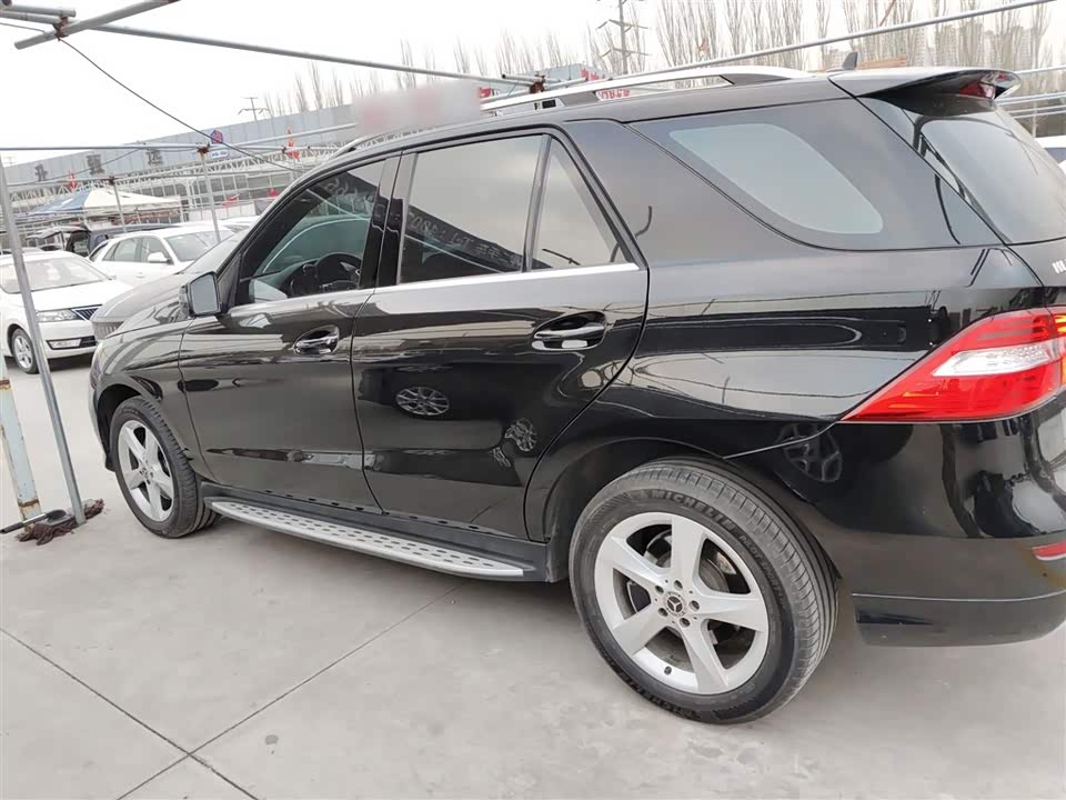 Mercedes-Benz M class