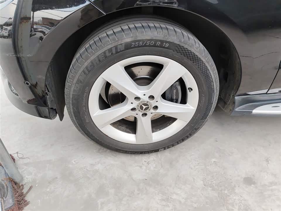 Mercedes-Benz M class