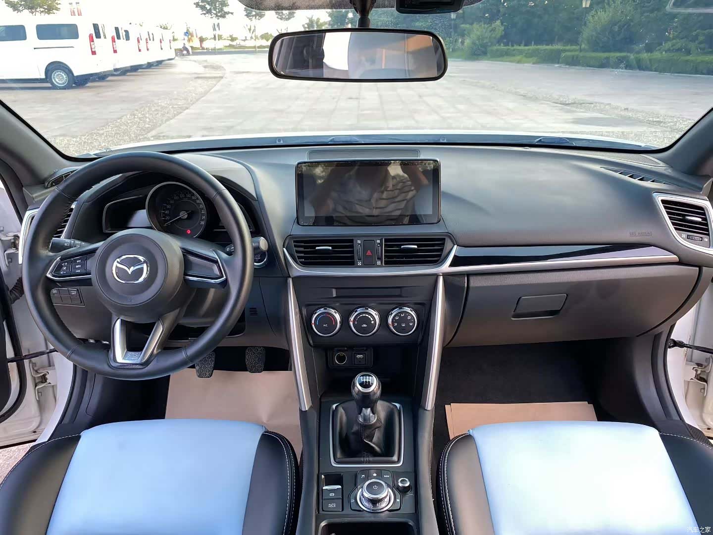 Mazda CX-4, 2018 все фото