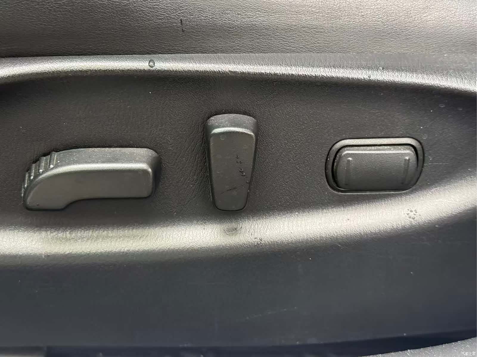 Infiniti Q70, 2016 13