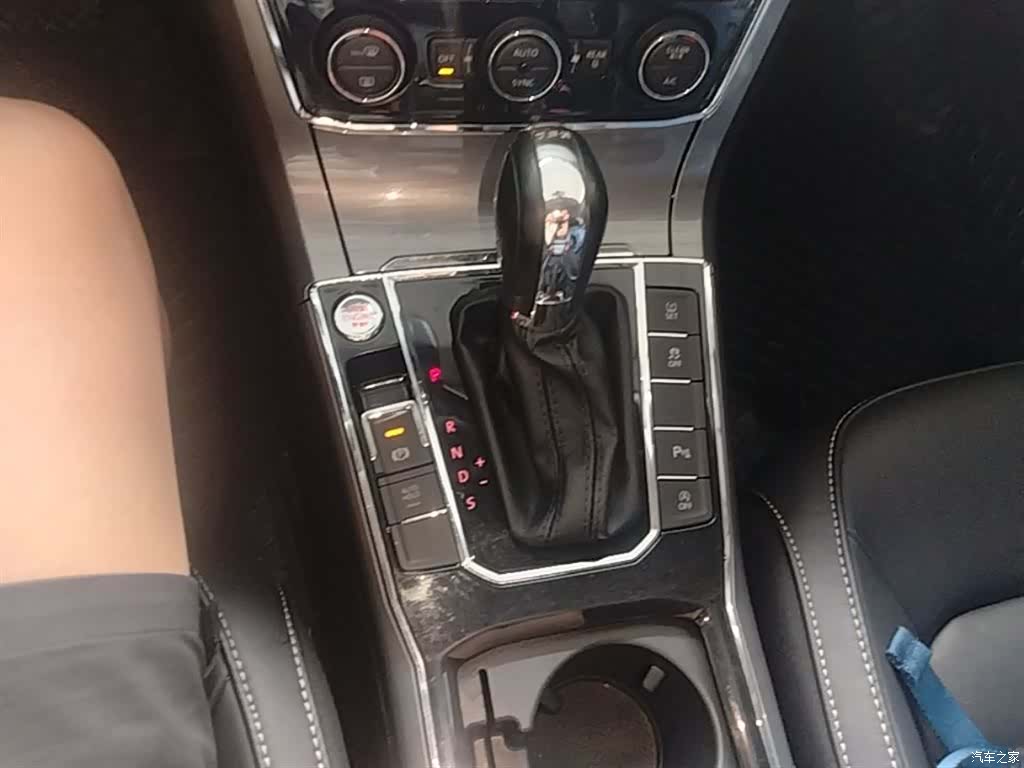 Volkswagen Passat, 2017 14