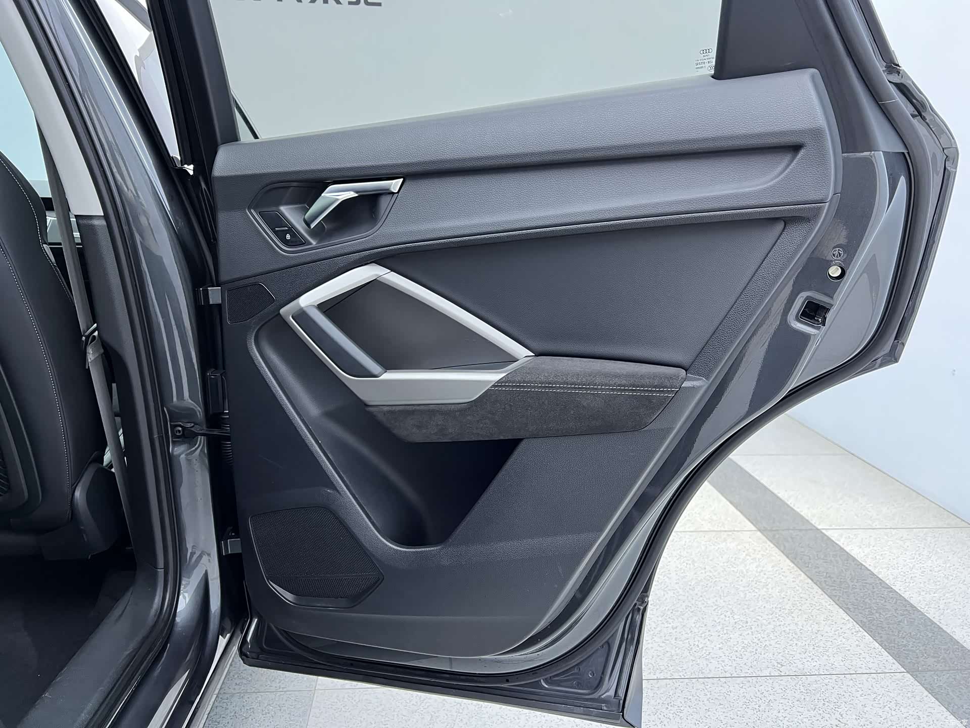 Audi Q3, 2022 7