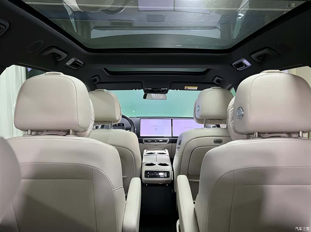 Li Auto L8, 2025 12