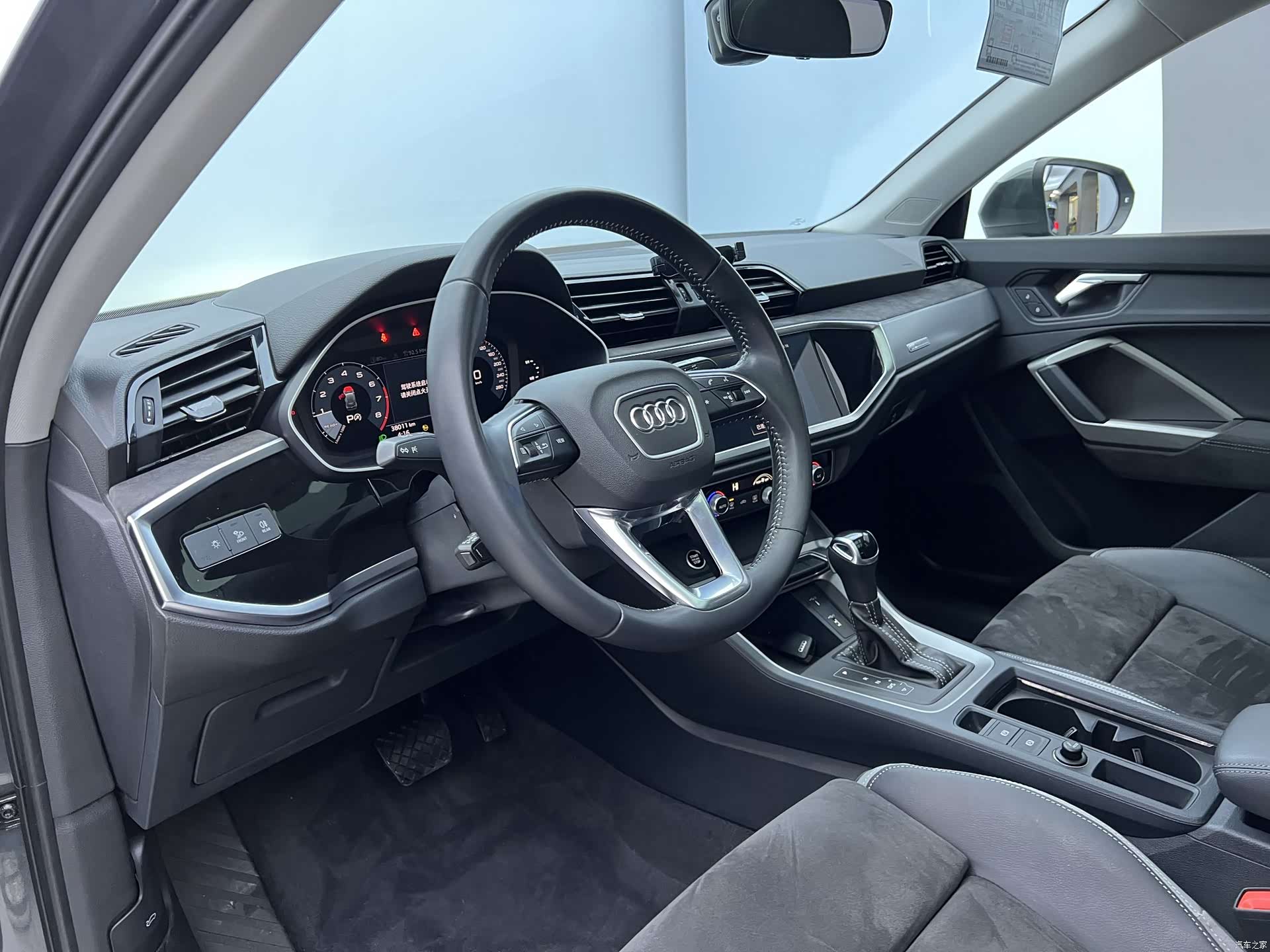 Audi Q3, 2022 21