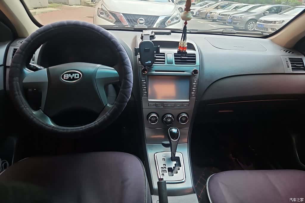 BYD L3, 2015 12