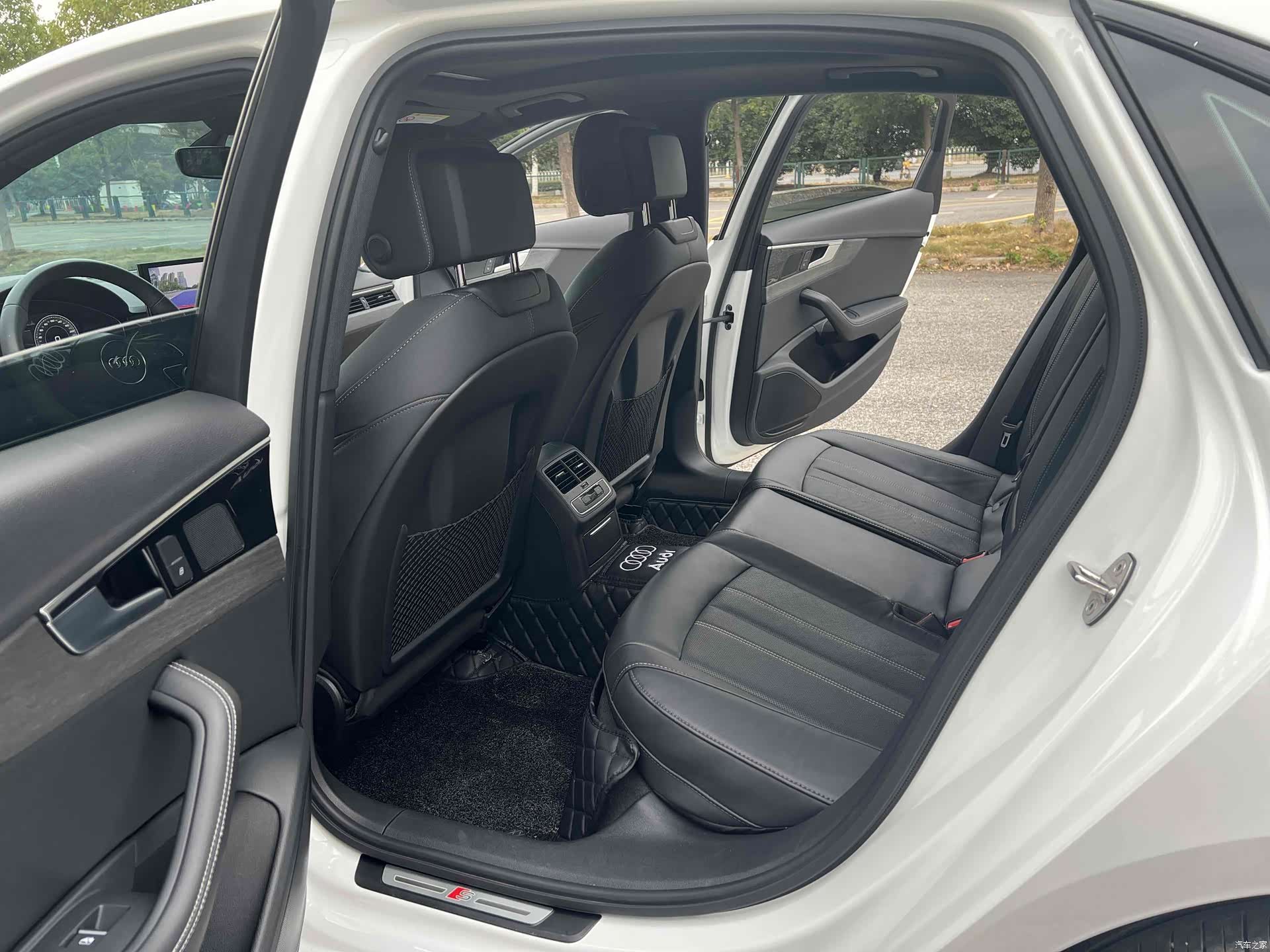 Audi A4L, 2023 6