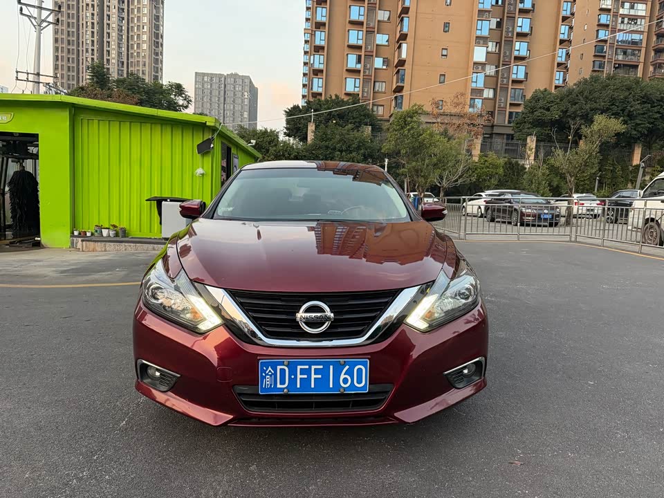 Nissan Teana