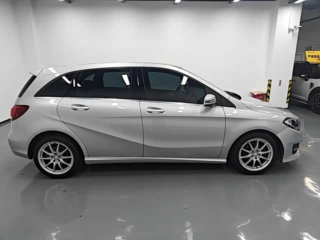 Mercedes-Benz Class B