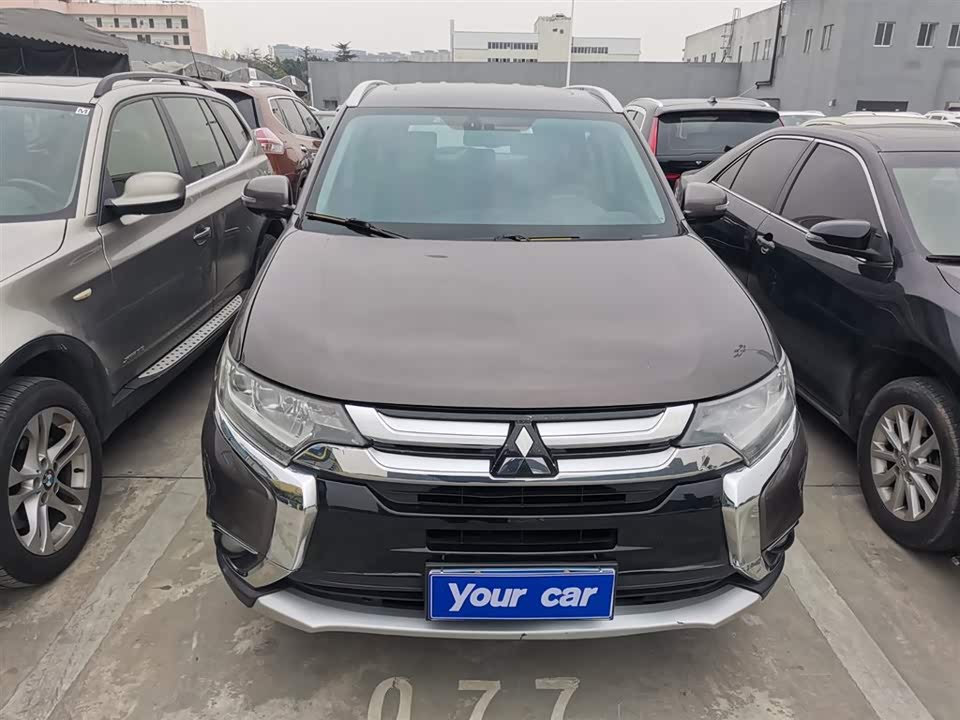 Mitsubishi Outlander