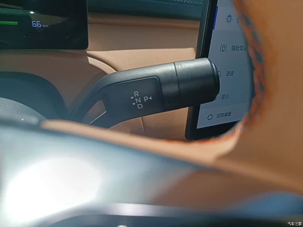 Geely 7, 2024 14